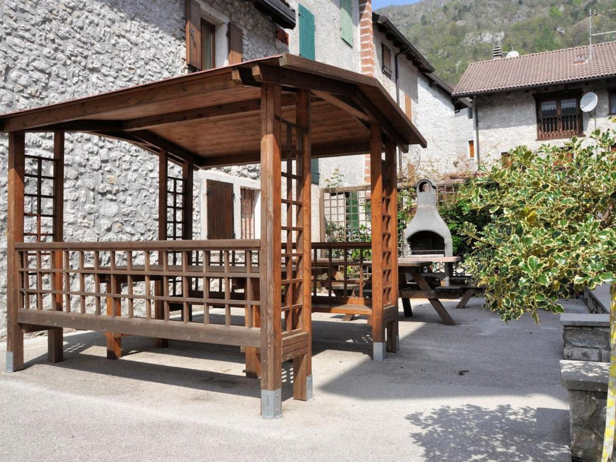 Apartment Albergo Diffuso - Cjasa Ustin-4 By Interhome Barcis Exterior foto