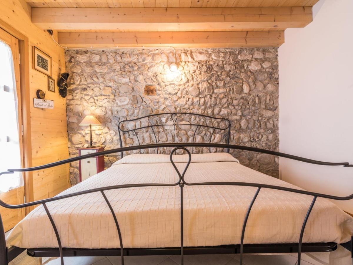 Apartment Albergo Diffuso - Cjasa Ustin-4 By Interhome Barcis Exterior foto